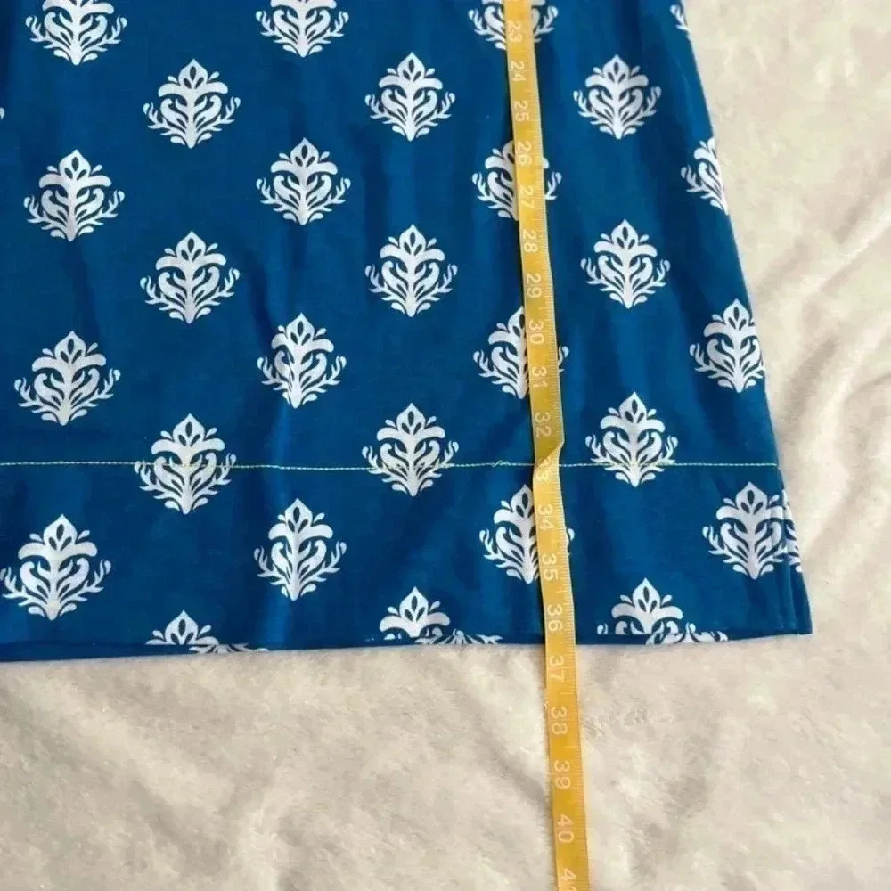 Hatley Nellie Dress with fleur de lis pattern size M - Picture 9 of 9